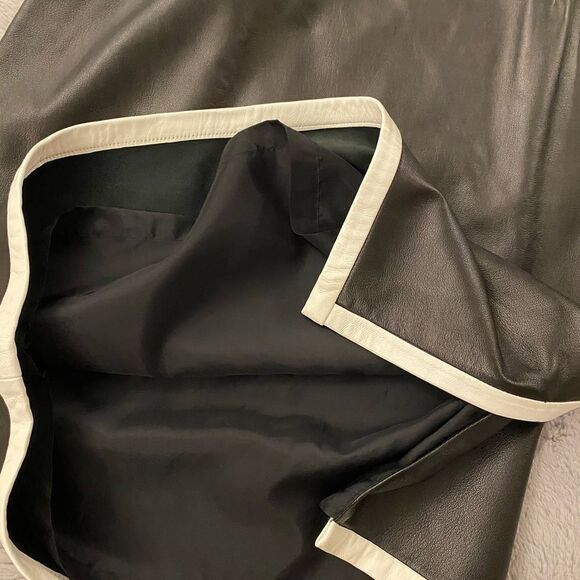 Carlisle 100% leather skirt, size 12 - Picture 7 of 8